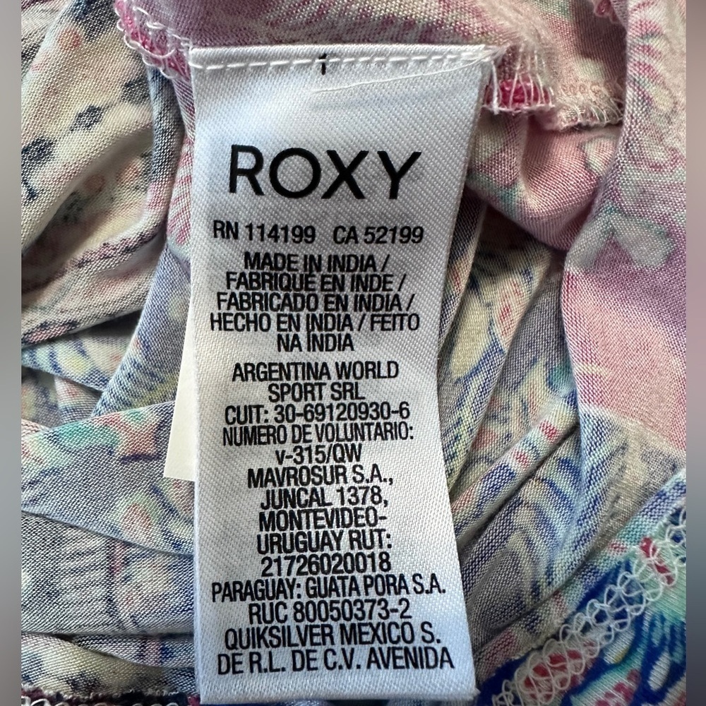 🛍️Roxy colorful dress no sleeves size medium. - Picture 6 of 7